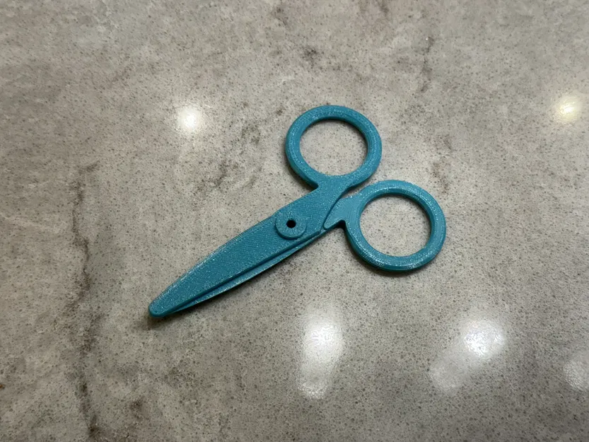 Lưỡi kéo giấy với lỗ xỏ ngón tay lớn hơn - Image 1