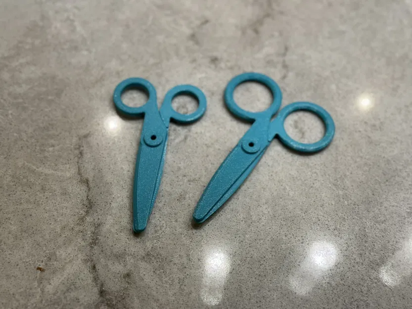 Lưỡi kéo giấy với lỗ xỏ ngón tay lớn hơn - Image 2