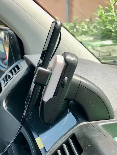 Giá Đỡ Điện Thoại VW Hörnchen - Image 1