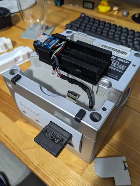 Chỗ gắn thẻ nhớ SD2SP2 cho Gamecube - Image 3