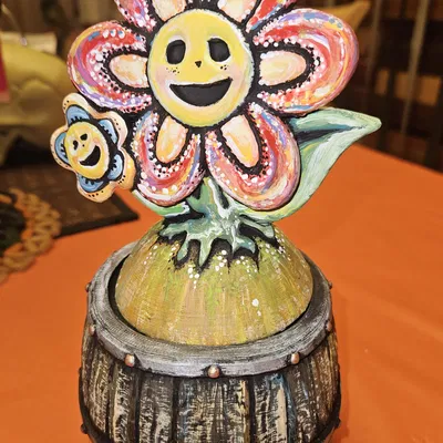 Thùng Hoa "Tricky Barrel"