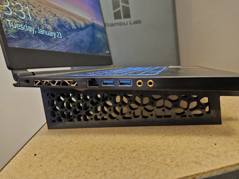 Chân Đế Laptop Hình Hoa - Image 1