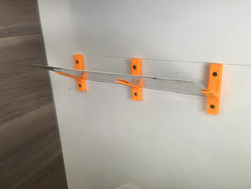 Kệ Biển Số Xe Nghiêng - Image 1