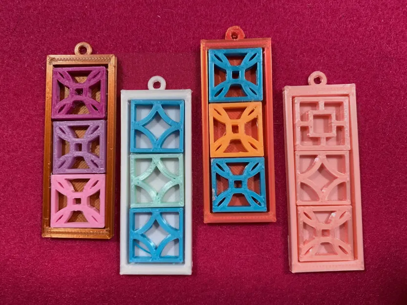 Gạch Thông Gió & Mặt Dây Chuyền Tí Hon - Image 1