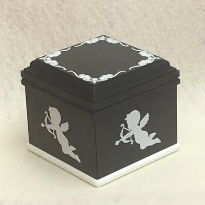 Hộp Valentine: Không Cần MMU