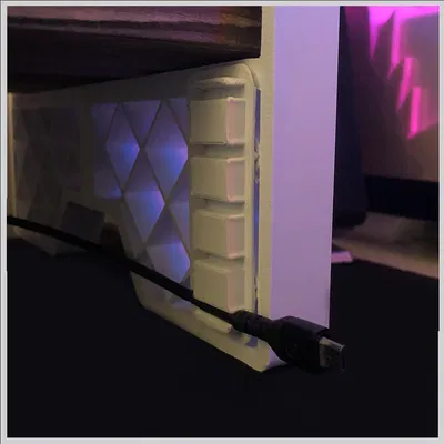 Kệ màn hình máy tính kèm kẹp dây cáp