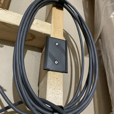 Giá Treo Tường Bộ Chuyển Đổi Ethernet Starlink