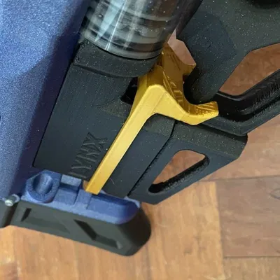 Lynx Mag Release cho Thumbholes