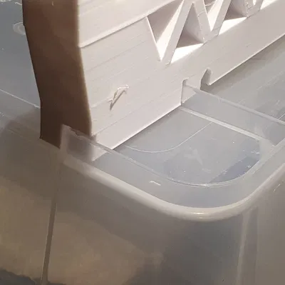 Giá đỡ IKEA Samla trên thùng máy Phanteks P400