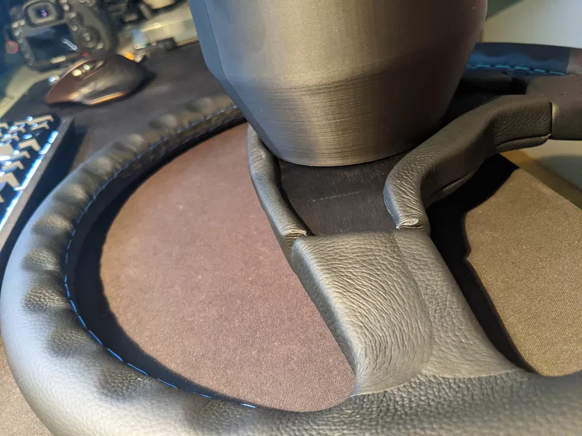 Nắp chụp trục lái MOMO 2006 (BMW E30) - Image 4