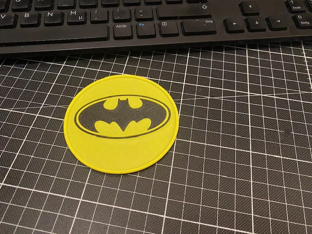 Đế Lót Ly Hình Biểu Tượng Batman - Image 1