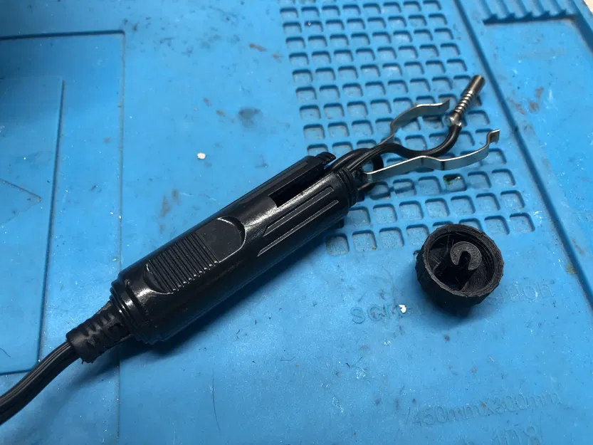 Sửa chân cắm mồi thuốc xe hơi - Image 3