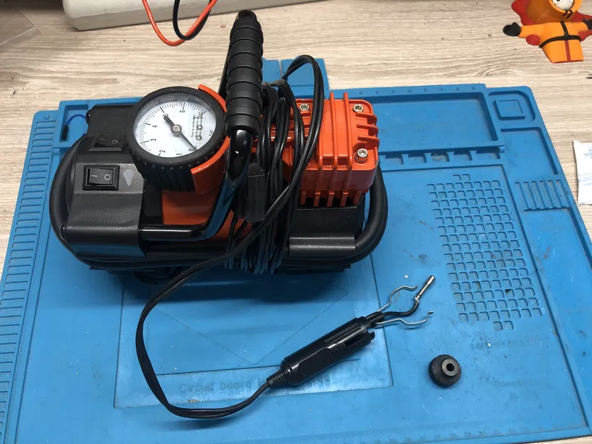 Sửa chân cắm mồi thuốc xe hơi - Image 7