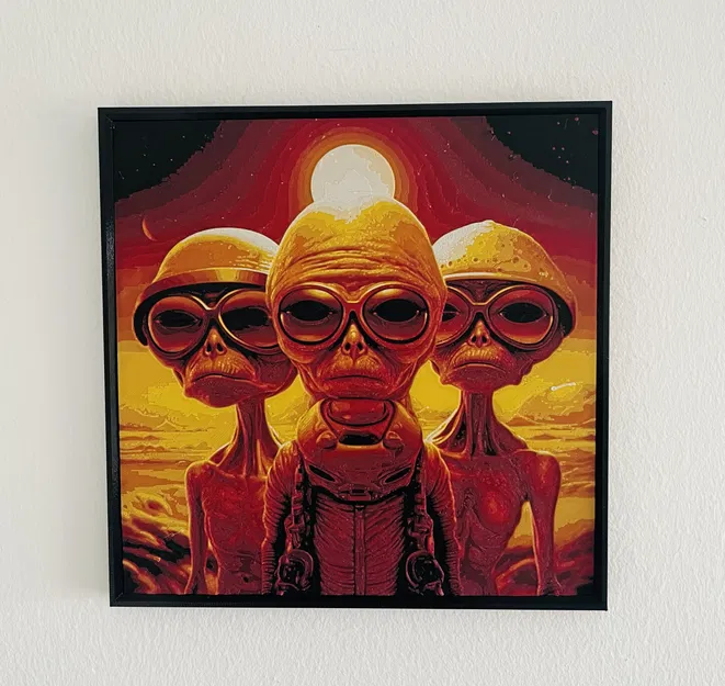 Mô Hình Alien Hoạt Hình 6 Màu Hueforge. - Image 1