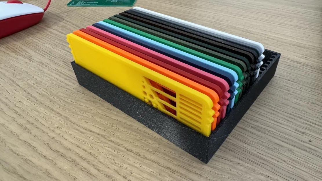 Hộp đựng Filament Swatch - Image 1