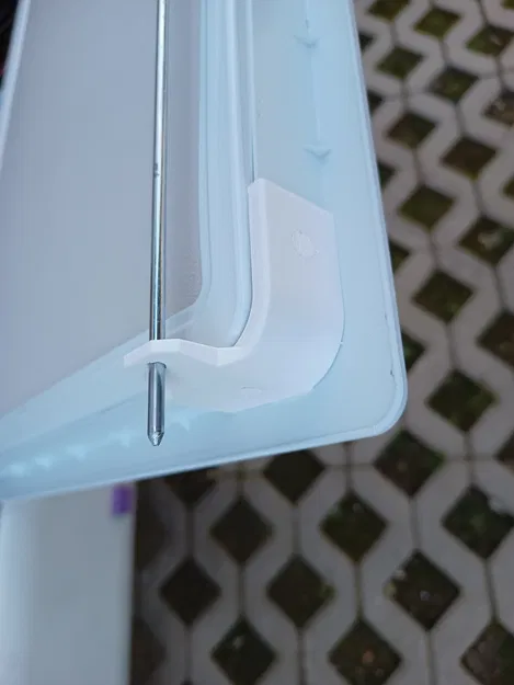 WEINSBERG - Pát giữ dây khóa bằng nhựa bị gãy - Image 1