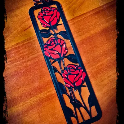 Bookmark Hai Màu Với Hoa Hồng Voronoi