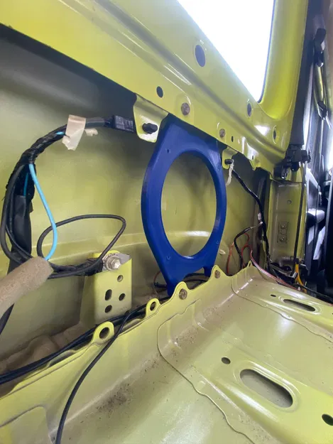 Adapter Loa Sau Cho Xe Jimny - Image 3