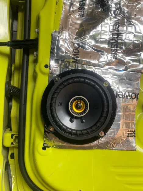 Chừa Lỗ Loa Trước Cho Jimny 5.25 inch - Image 1