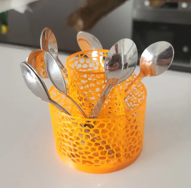 Dụng cụ sấy chén dĩa kiểu Voronoi - Image 2