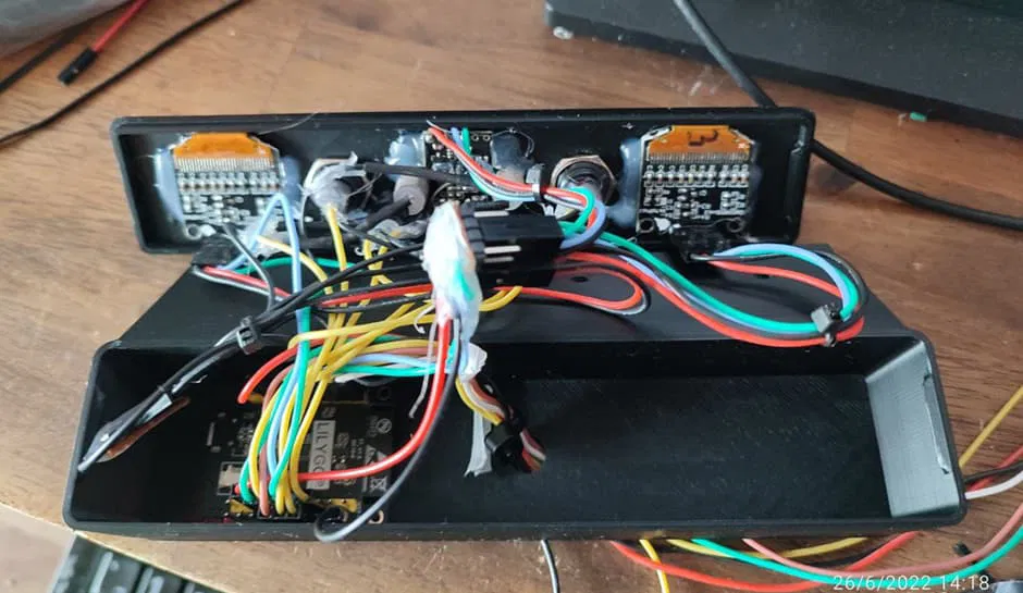 Bảng Điều Khiển Tùy Chỉnh Desky (Tùy Chọn 2) - Image 2