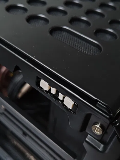 Kẹp thay thế cho QUBE 500 - bản không chính thức - Image 1