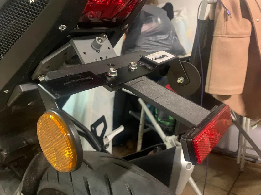 Giá Đỡ Biển Số Xe Benelli BN 125 - Image 3