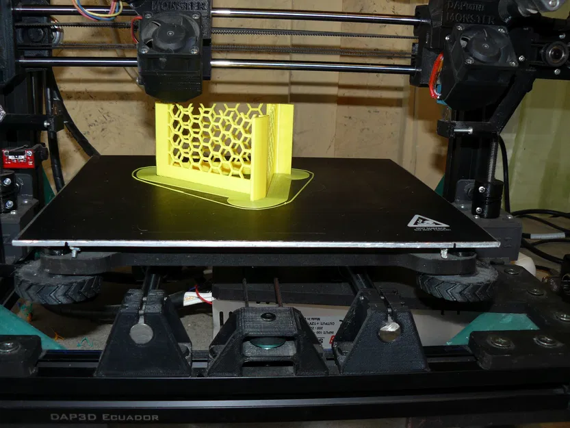 Chân Đế Điện Thoại Hình Tam Giác - Image 2