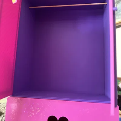 Tủ quần áo búp bê Barbie