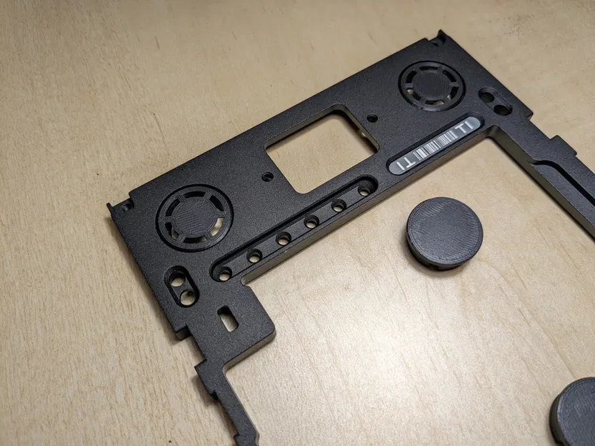 Nắp Che Lỗ M19 Cho Case FormD T1 - Image 1