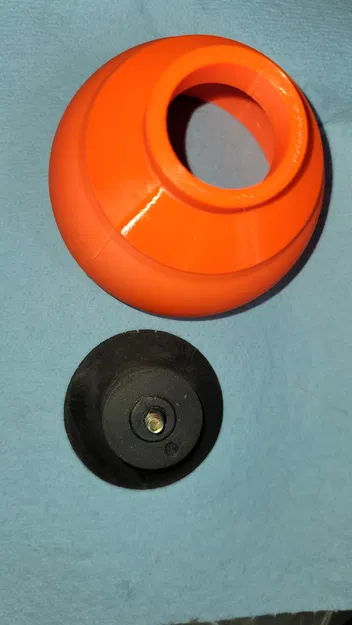 Chân đế máy nén khí Makita MAC700 với bóng tennis Penn Championship - Image 8