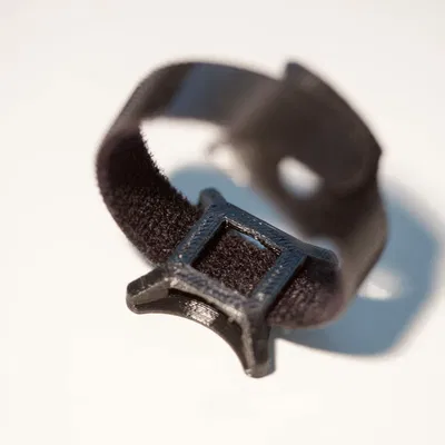 Đế nam châm giữ dây đai cáp 13mm