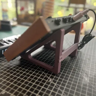 Đế Synth Để Bàn Nghiêng 40 Độ, Dành Cho Deluge, Elektron, V.v.