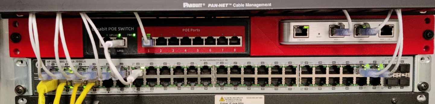 Tai/kệ gắn rack cho switch 7.5" và Unifi USG - Image 1