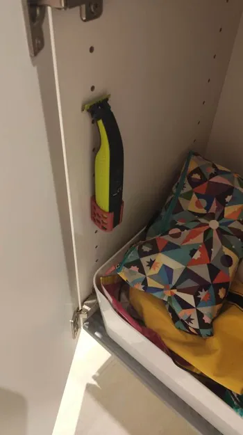 Giá đỡ Philips OneBlade gắn tủ - Image 1