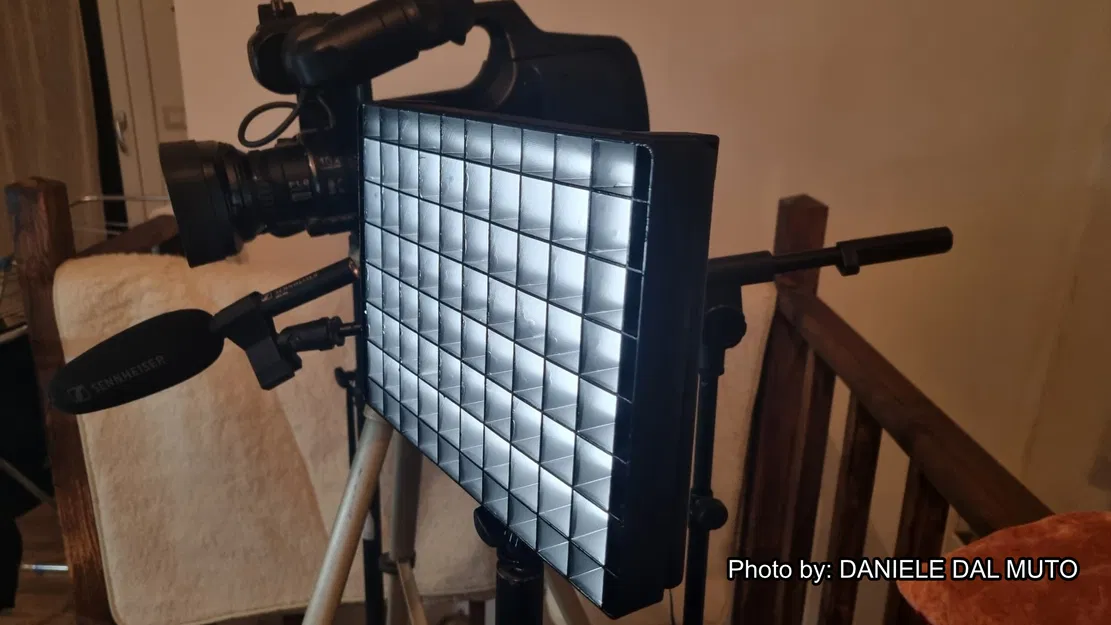 Tản Sáng Lưới Tổ Ong + Rãnh Cho Lọc Màu/Softbox Đèn Video - Image 7