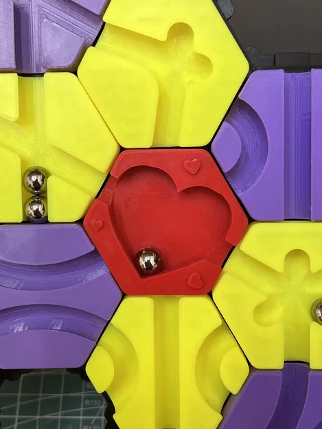 Bộ Ô Gạch Trái Tim Hextraction - Image 1