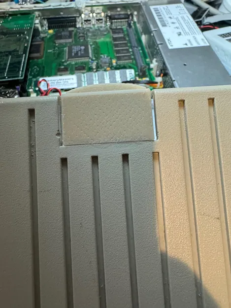 Kẹp Vỏ Máy Macintosh LC - Image 2