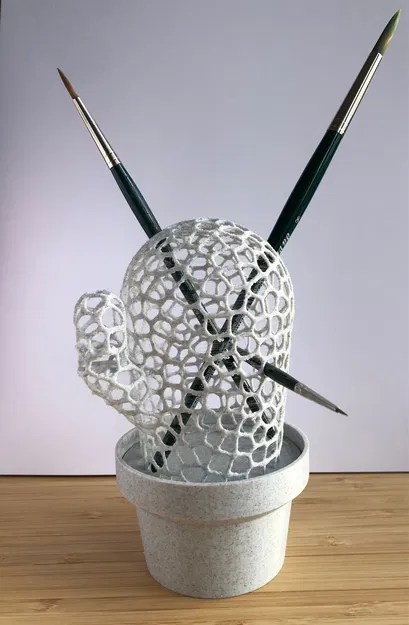 Hộp Cắm Bút Xương Rồng Voronoi - Image 1