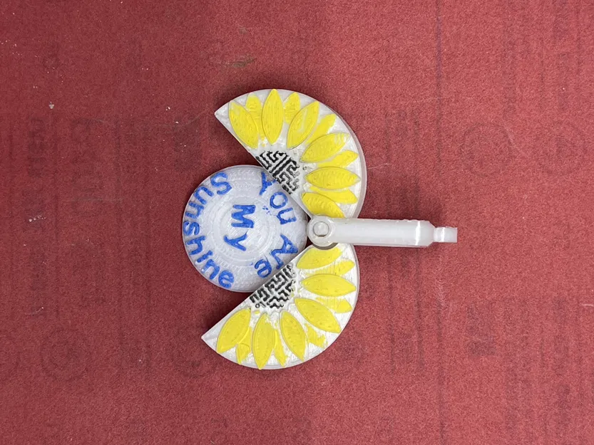 Charm Dây Chuyền "You Are My Sunshine" (Hoa Hướng Dương Có Lời Chúc) - Image 1