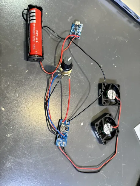 Máy Hút Khói Hàn Pin Sạc - Image 3