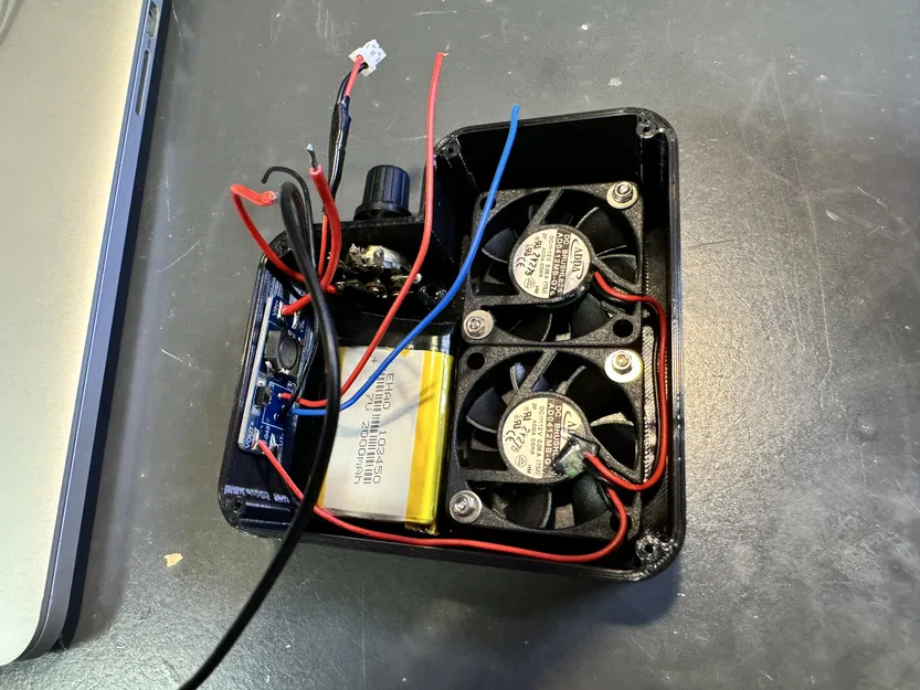 Máy Hút Khói Hàn Pin Sạc - Image 8