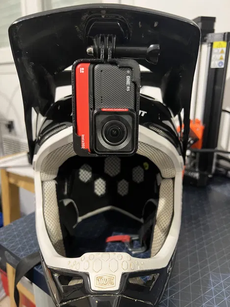 Giá đỡ dọc cho Insta 360 One RS - Image 2