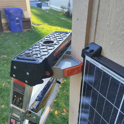 Giá đỡ Tấm pin Năng lượng Mặt trời Renogy 100W