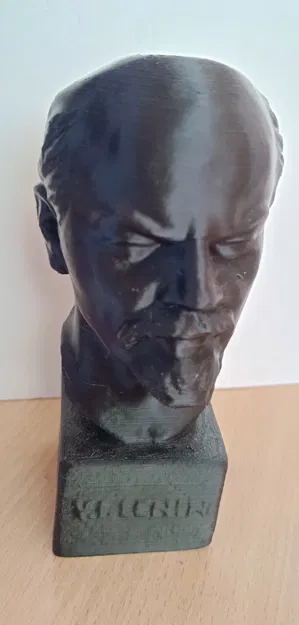 Tượng Bán Thân Lenin - Image 1