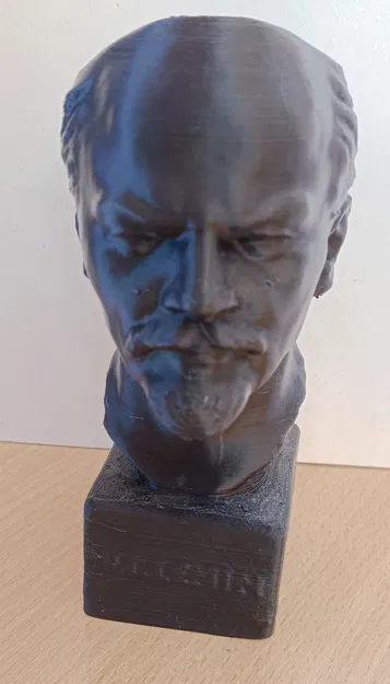 Tượng Bán Thân Lenin - Image 2