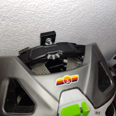 Móc Treo Nón Bảo Hiểm Xe Máy - Móc Treo Tường Đơn Giản, Chắc Chắn