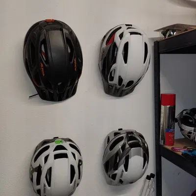 Móc Treo Nón Bảo Hiểm Xe Máy - Móc Treo Tường Đơn Giản, Chắc Chắn