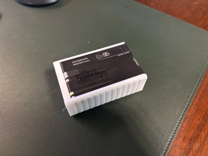 Hộp Đựng Thẻ Victorinox Swiss Card EDC - Image 3