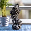 Tượng Nghệ Thuật Thân Hình Phụ Nữ Phong Cách Voronoi - Thumbnail 4
